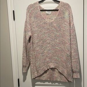 Old Navy Women's Pink and Cream Knit Sweater